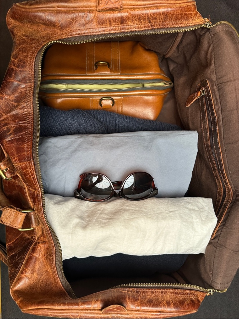 Classic Brown Leather Weekender Duffel Bag - Men